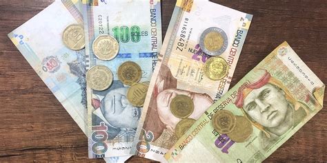 currency exchange rate in peru.